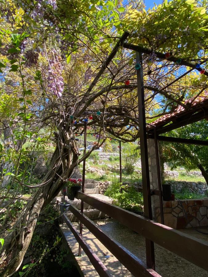 ליובוסקי Casa Madre Kravice Waterfalls מראה חיצוני תמונה